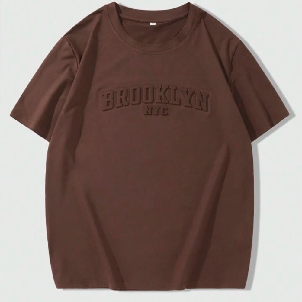 Men’s Manfinity Brooklyn NYC Crew Neck T-shirt Medium Brown